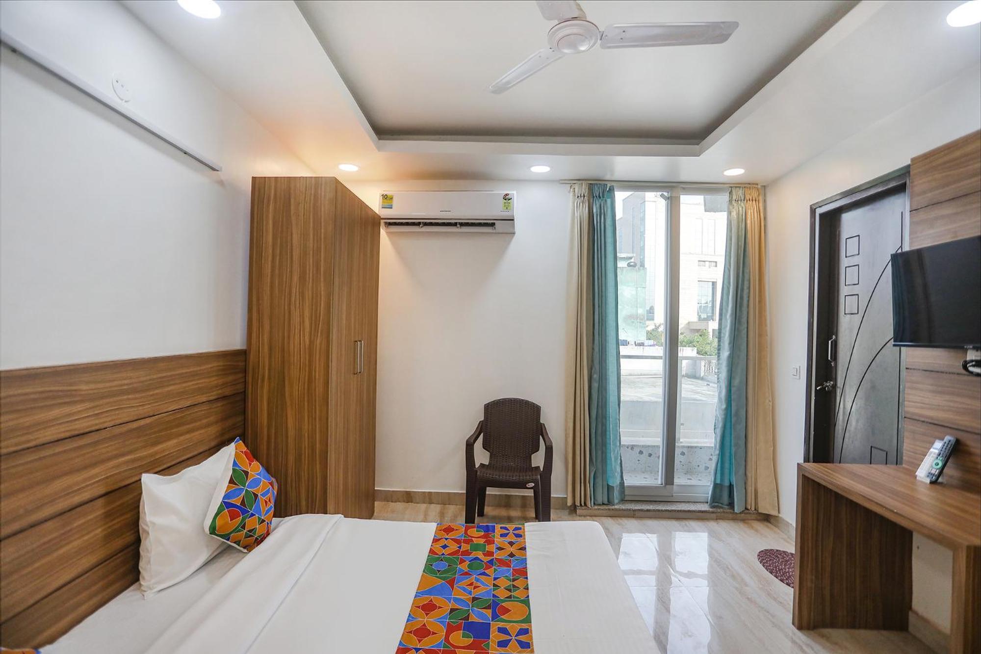 Fabhotel Unique Stay Noida Esterno foto